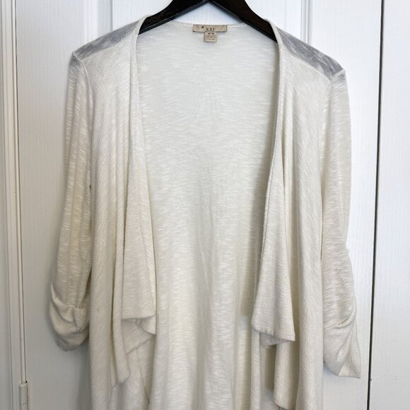 Forever 21 Cardigan - Picture 1 of 5
